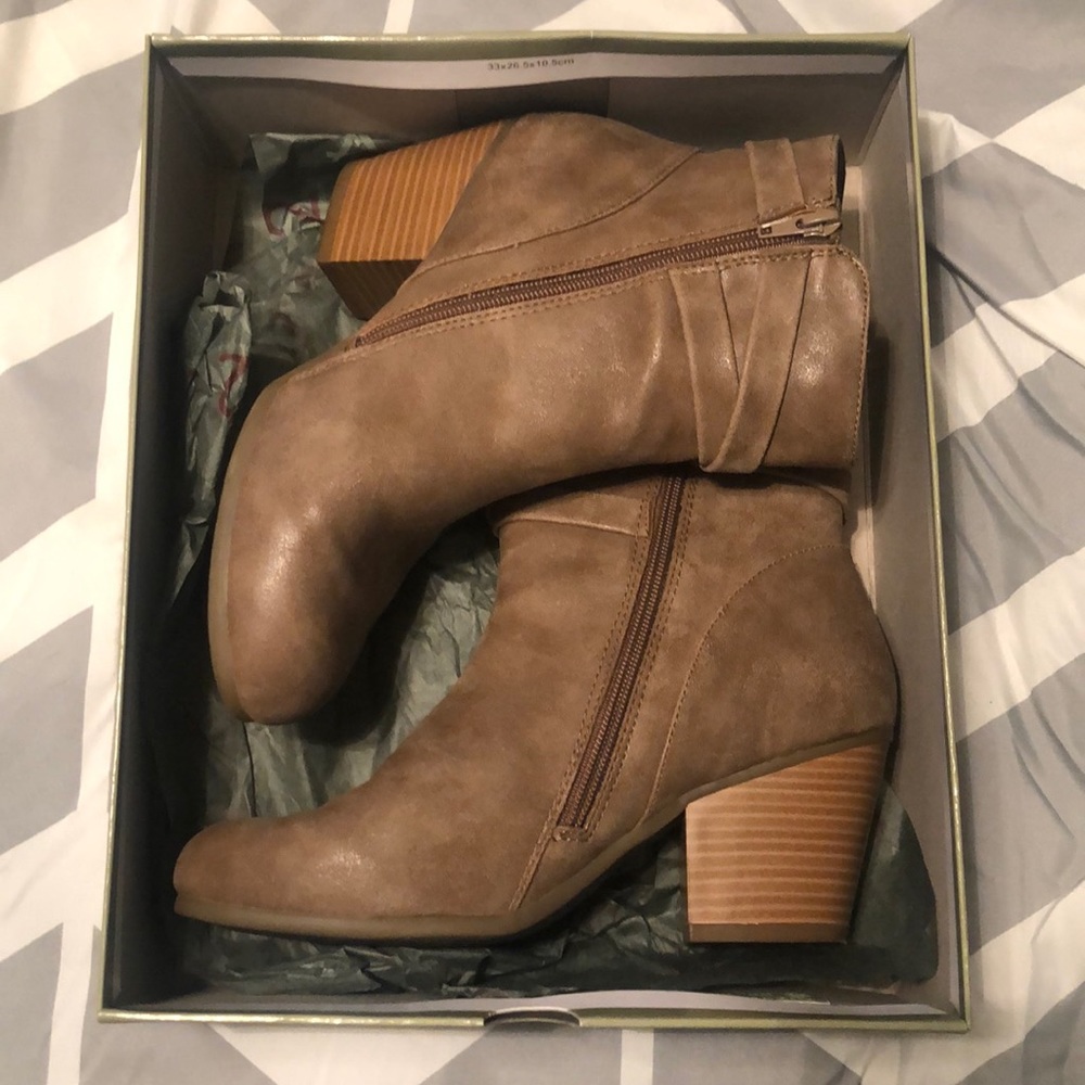 Fall Booties 🍁
